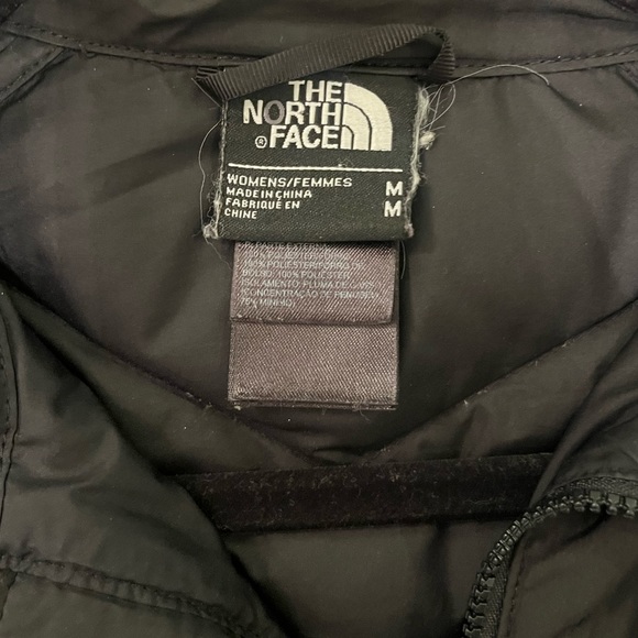 The North Face black puffer jacket 550 SZ Medium - Picture 5 of 6